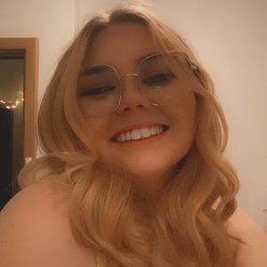 Meet your Posher, Aisha